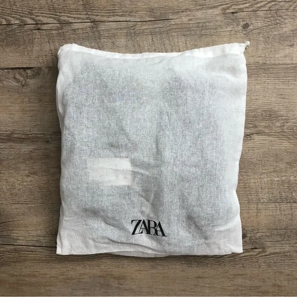 Zara Black Buckle Sandals - Picture 4 of 16